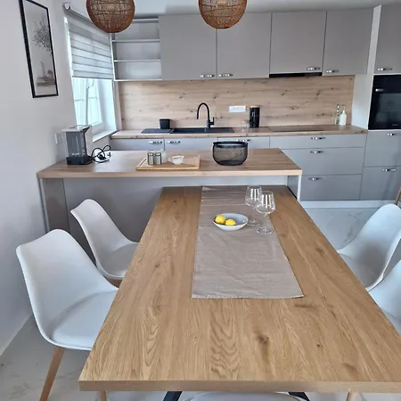 Appartement Jerka Vinišće