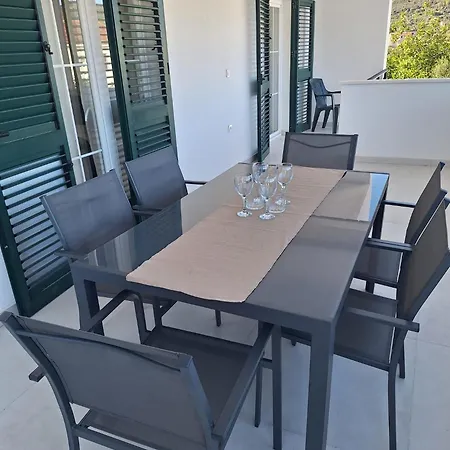 Appartement Jerka *