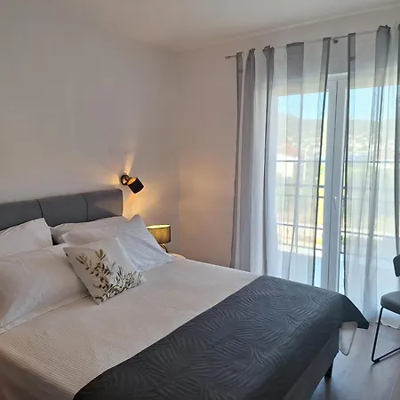 Jerka * Vinišće