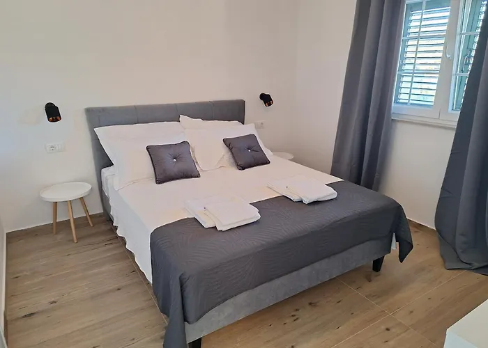 Jerka Apartamento Vinišće